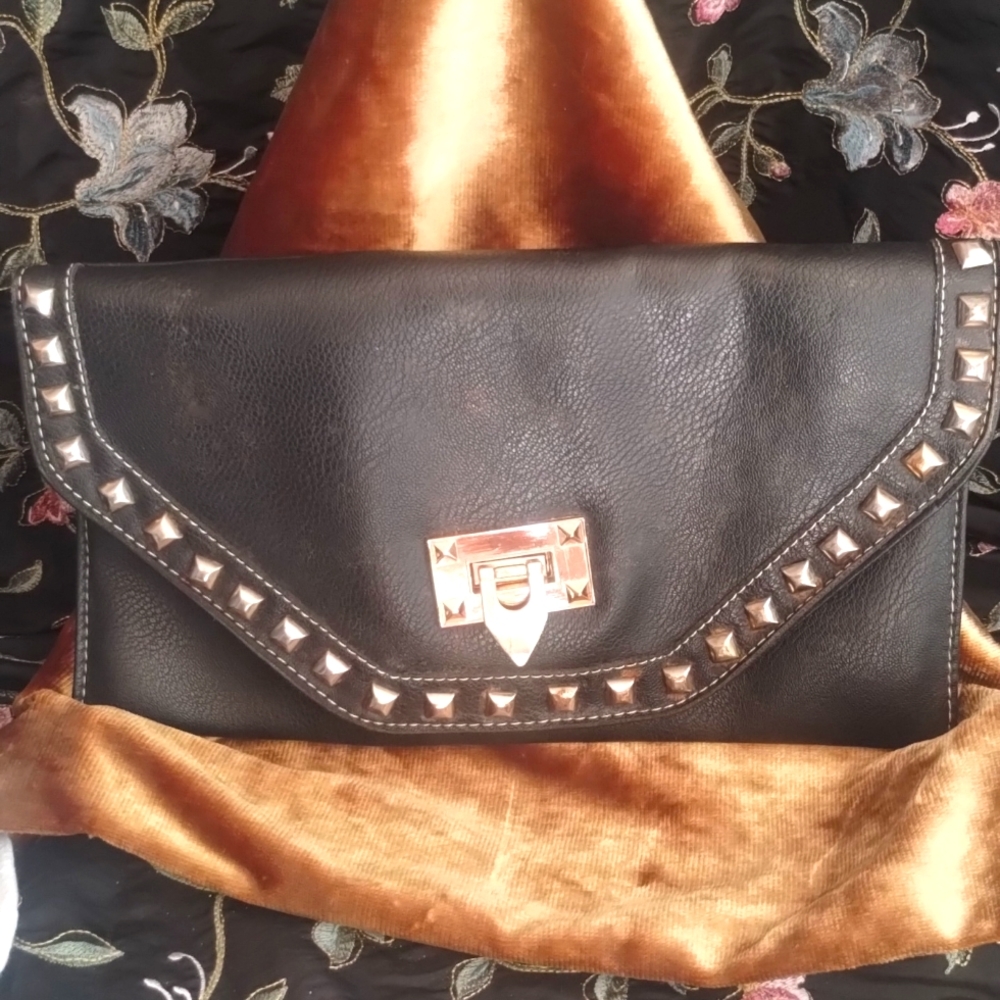 Rock studed Valentino replica clutch